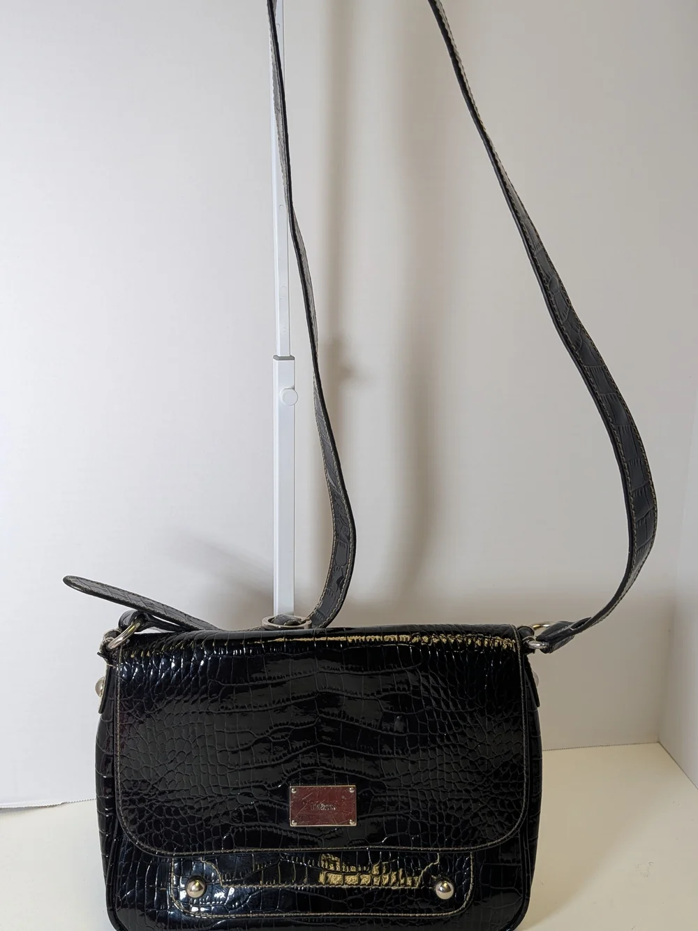 liz & co. Black Croc-Embossed Crossbody Bag with Metal Accent